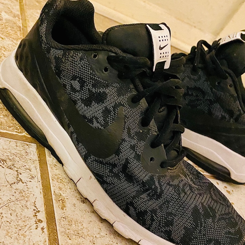 Air Max Motion LW ENG Sneaker